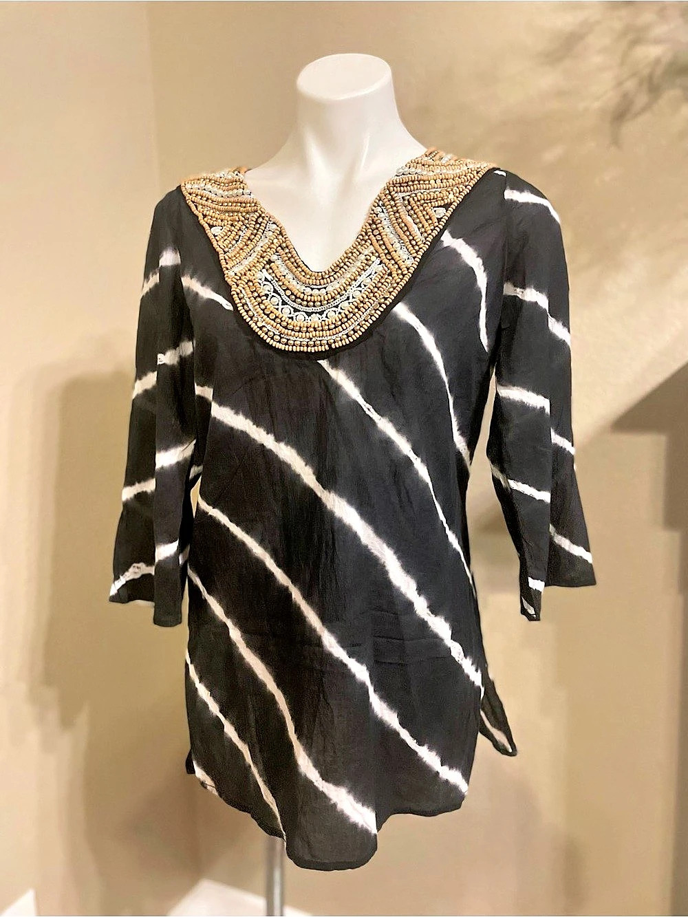 Boston Proper Tie-Dye Beaded Neckline Tunic Size Small Like New